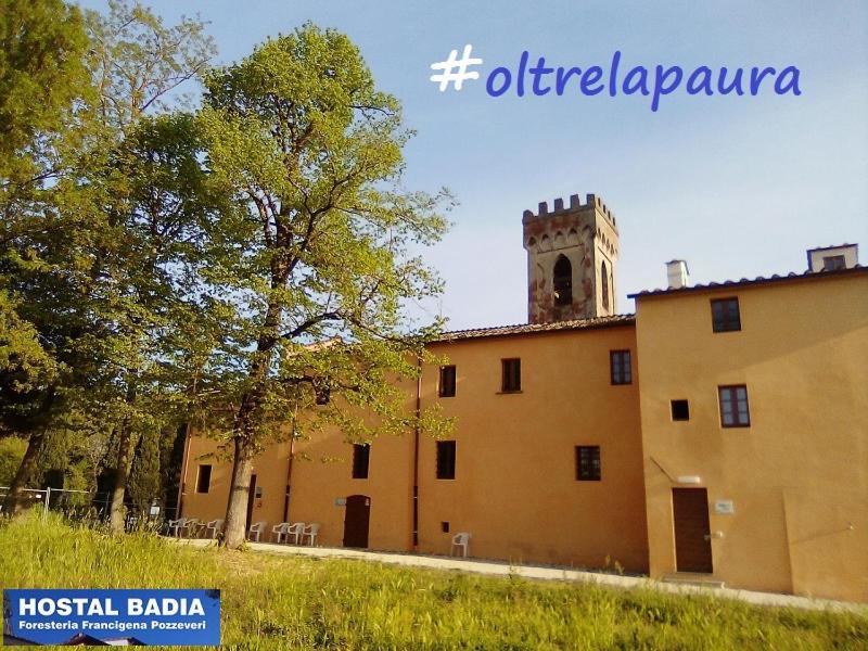 Hostal Badia Altopascio Esterno foto